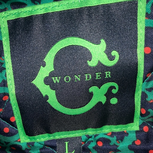 C. Wonder green light weight jacket - Picture 5 of 5